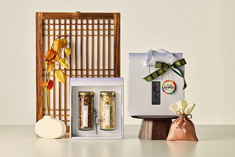 계절한모금 호두정과 140g + 콩고물 도라지정과 220g 선물세트